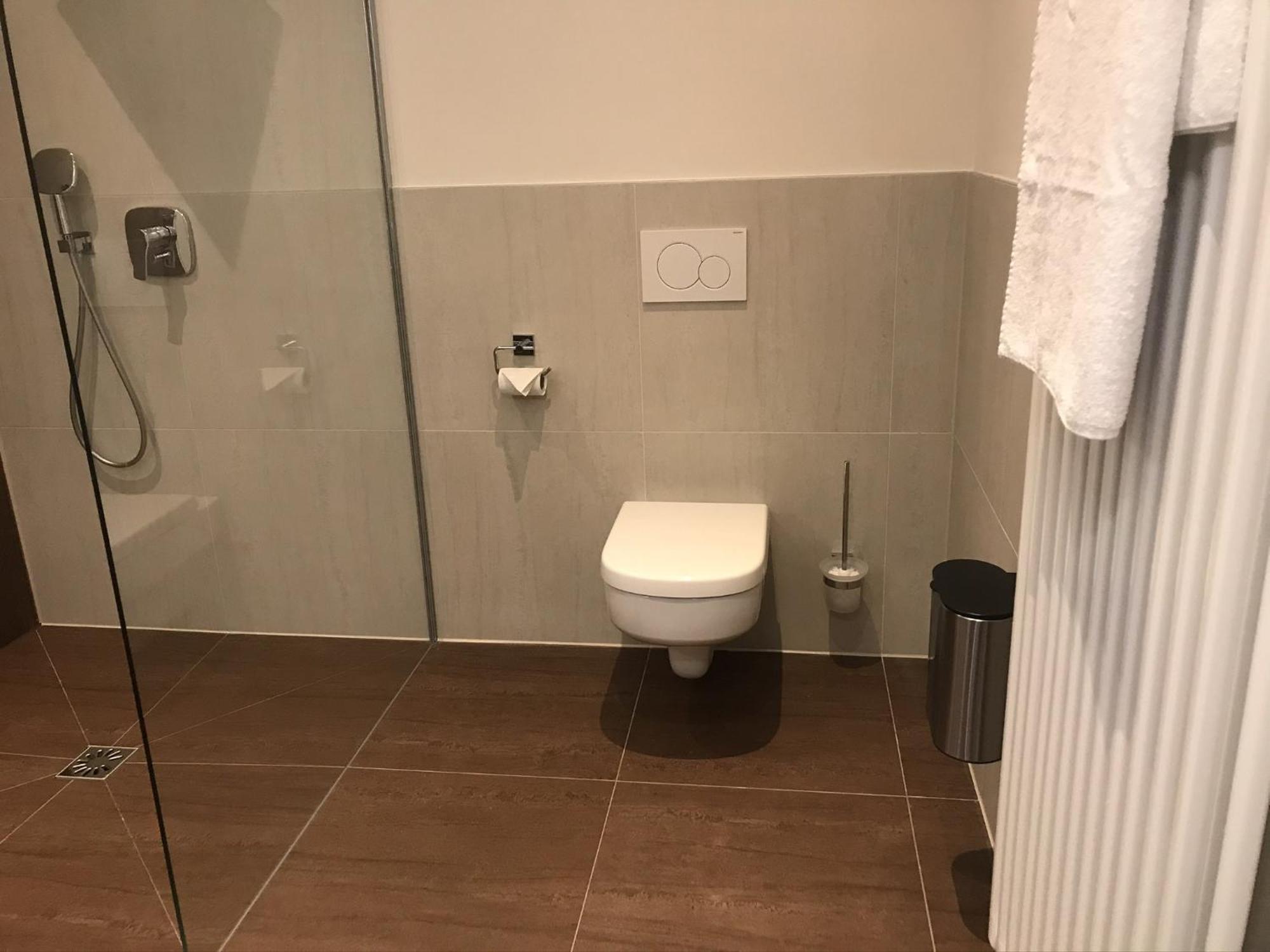 Hotel-Jakobslust Grünstadt Zimmer foto
